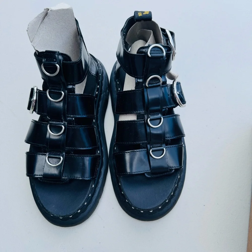 Dr Martens | Mackeye Black Buttero leather strap sandals - Picture 8 of 13